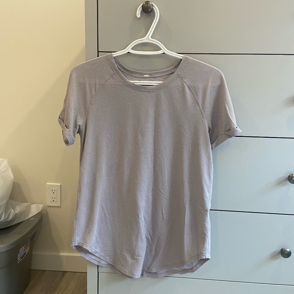 Lululemon Tie Back Tee - Picture 3 of 6